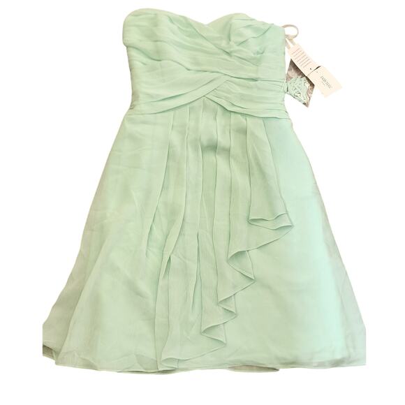 Davids Bridal MInt Strapless Short Crinkle Chiffon Dress Cascade Size 4 NWT NEW - Picture 1 of 6